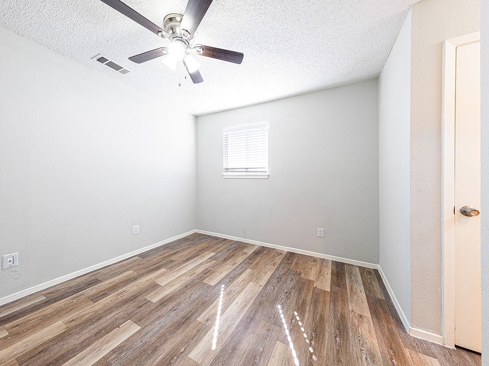 Cherry Hill Lofts 5609 Cougar Dr Austin TX Zillow