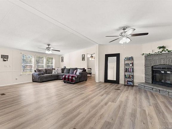 3rd image of 6847 Oyster Dr #D