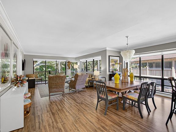 4th image of 605 Brackenwood Cv
