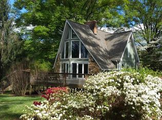 2110 6th St NW, Hickory, NC 28601