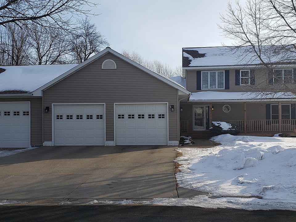 1st image of 704 Marion Dr