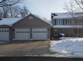 704 Marion Dr, Arlington, MN 55307