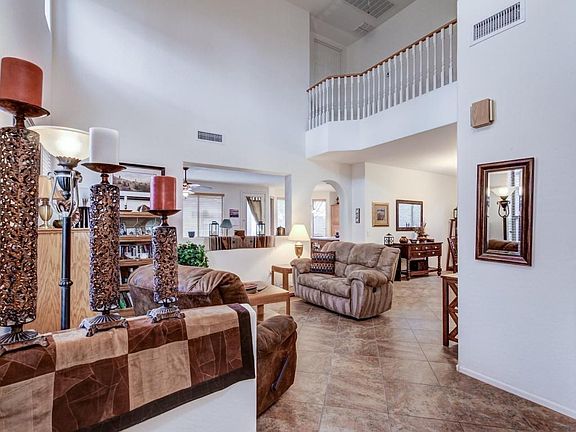 4th image of 2925 W Windsong Dr