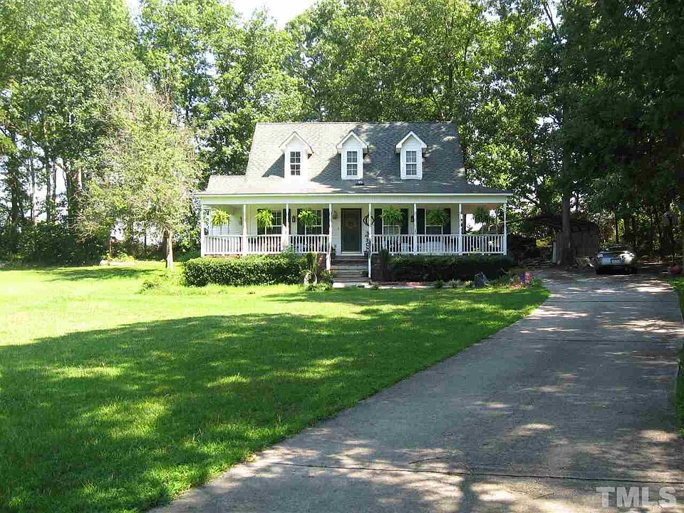 2nd image of 314 Davis Farm Dr