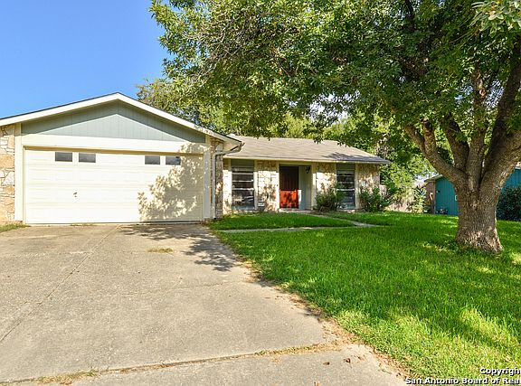 3rd image of 504 Michelle Dr