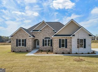 434 Burlington Dr, Lizella, GA 31052