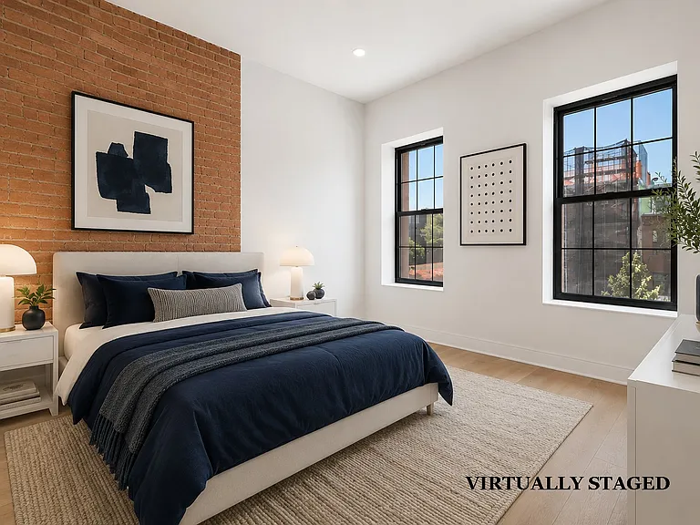 319 Quincy St #2 — Photo 6