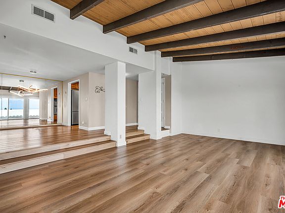 4th image of 88 Aspen Way