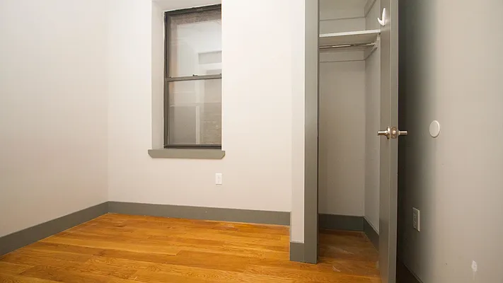 Rented by Nooklyn NYC LLC | media 7