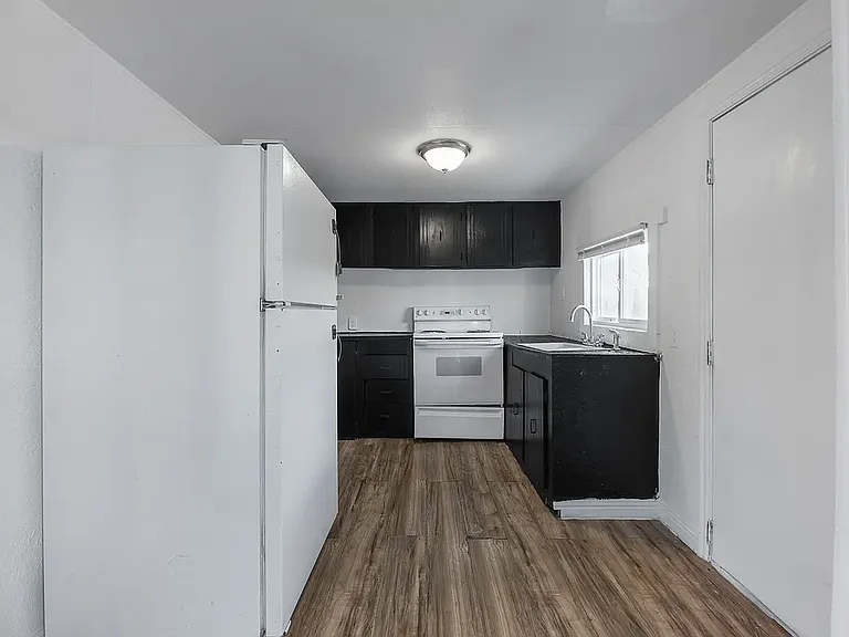 983 Aria Blvd #2 — Photo 2
