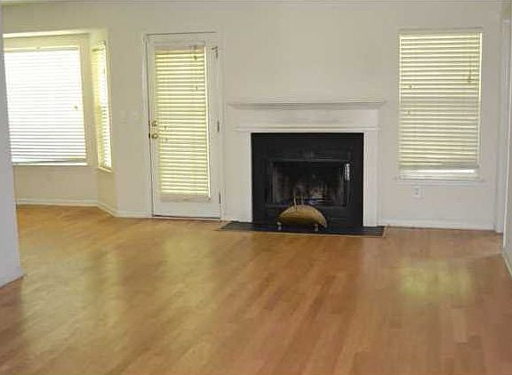 4th image of 524 Beverly Dr