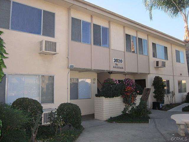 1st image of 3020 Vineland Ave APT 12