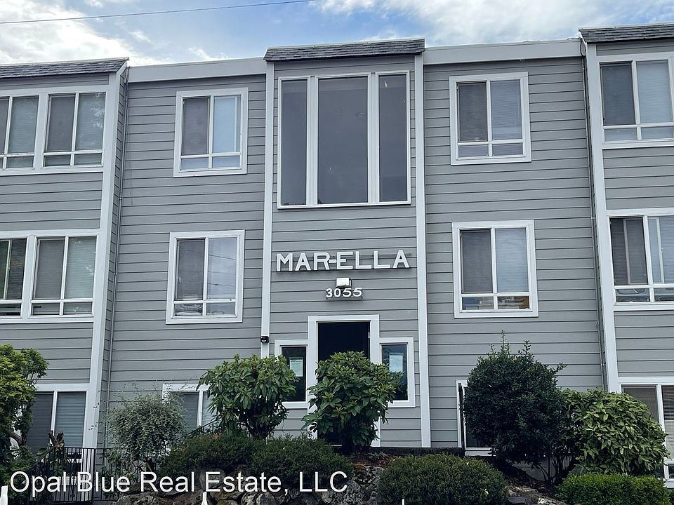 1st image of 3055 NE 140th St Unit 4