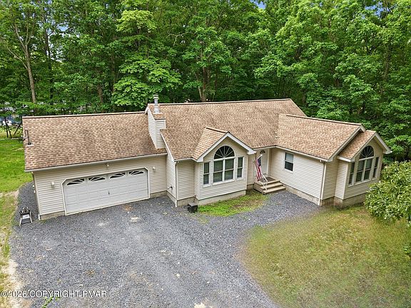 2nd image of 1142 Sierra Trails Dr