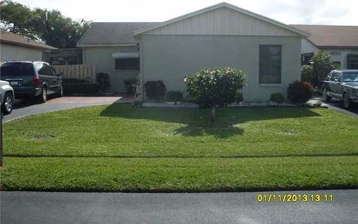 1st image of 5663 Mirror Lakes Blvd