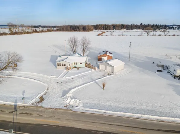 8184 N Barry Rd, Wheeler, MI 48662