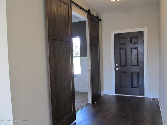 3rd image of 11317 Sand Hill Dr