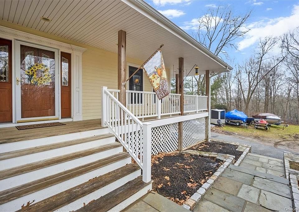 466 Oscawana Lake Rd, Putnam Valley, NY 10579 Zillow