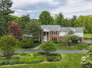 8140 Indian Hill Rd, Cincinnati, OH 45243