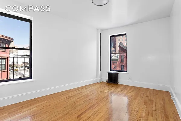 Rented by Compass | media 14