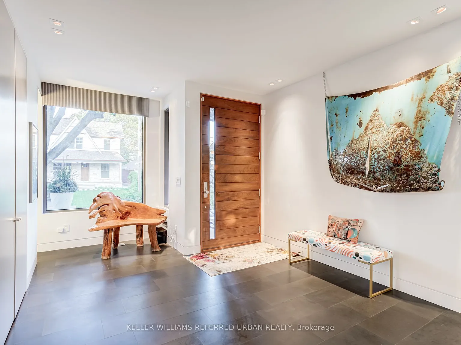 3 bed, $9,000 — Photo 3