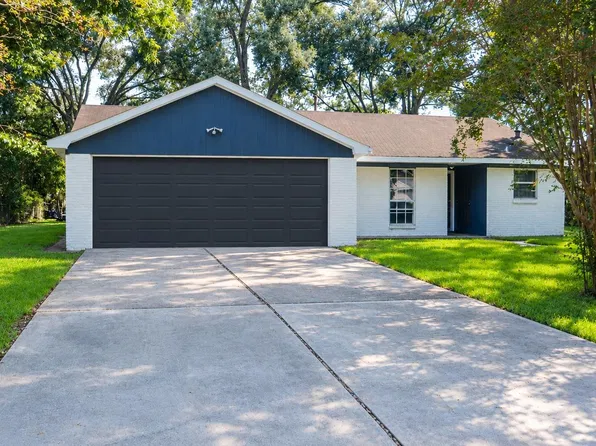 12315 Maxim Dr, Houston, TX 77065
