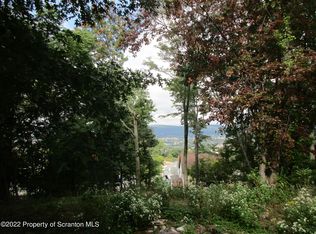 715 Blucher Ave, Scranton, PA 18505