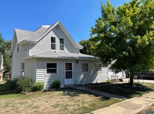 740 E 3rd St, Bridgewater, SD 57319