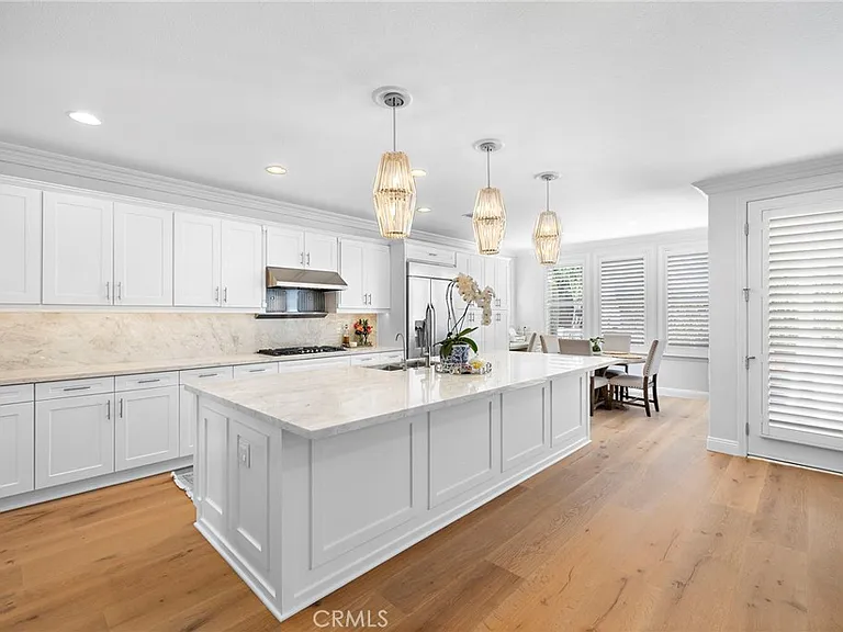 8 Victoria Ln — Photo 13