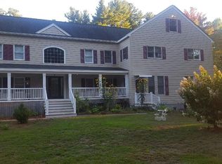 8 Constantine Dr, Tyngsboro, MA 01879
