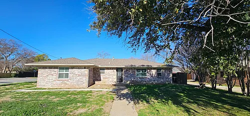 1401 E Sherman Dr Photo 1