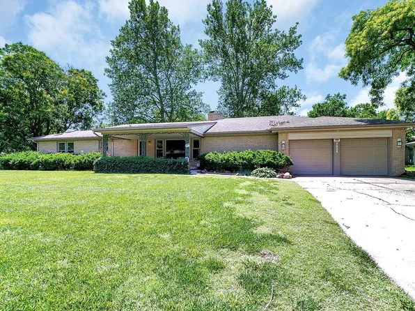 3225 W 15th St N, Wichita, KS 67203