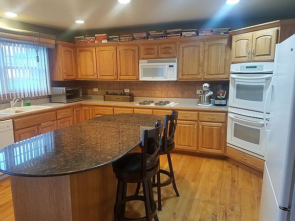 3rd image of 21991 Chamomile Dr