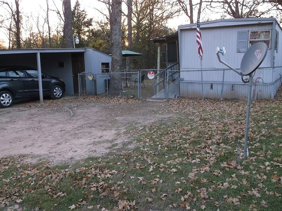 1st image of 135 Lake Creek Dr