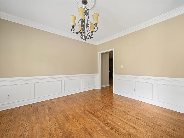 375 White Rose Trce — Photo 6