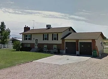 4515 Sargent Rd NE photo 1