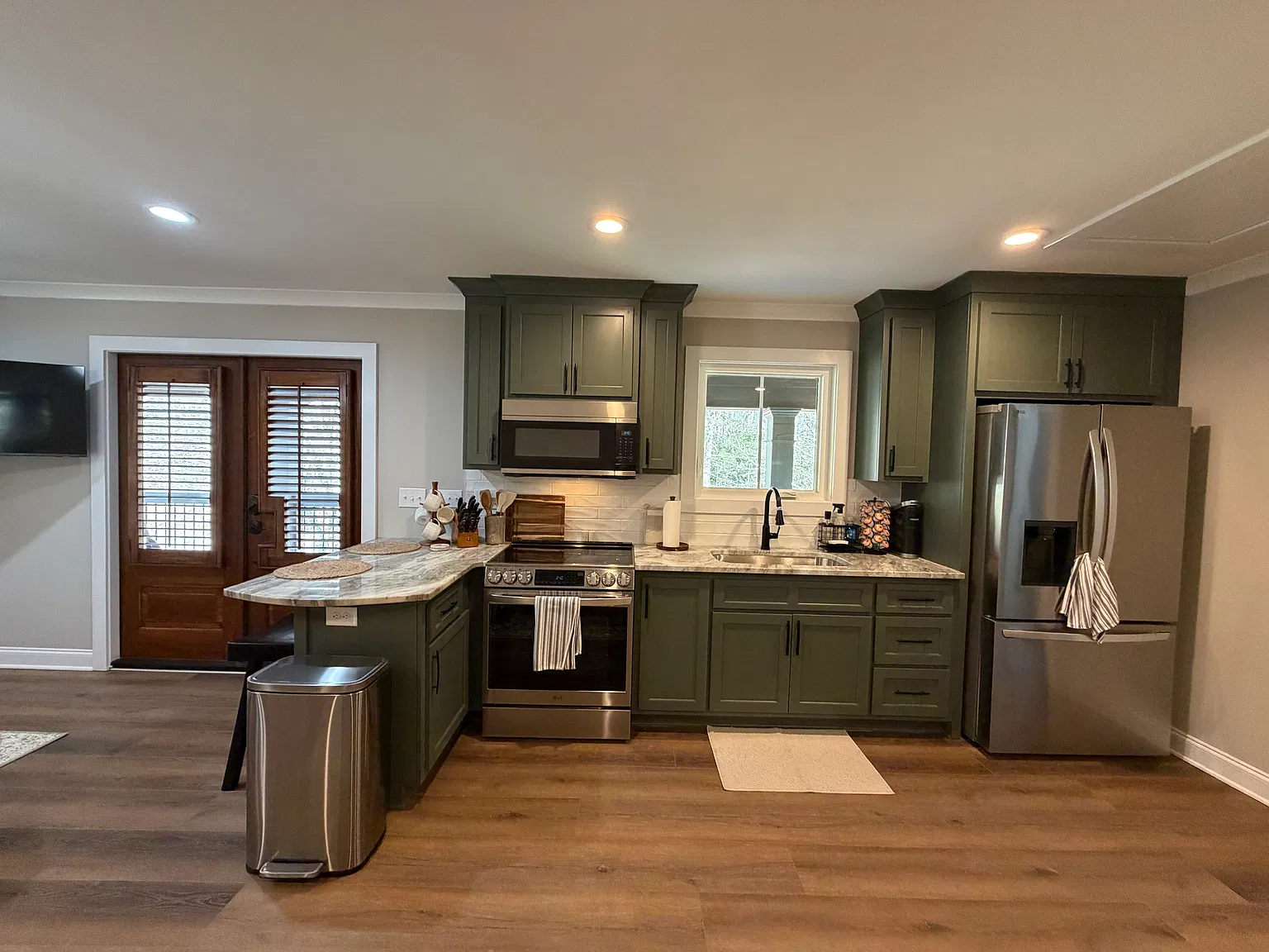 Studio, 625 sqft, $145 — Photo 1