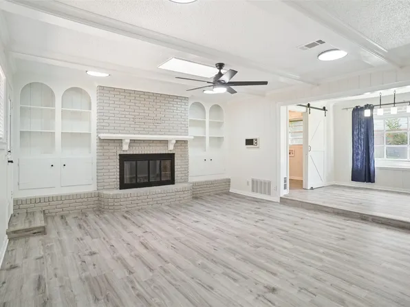 7240 Jewell Ave, Fort Worth, TX 76112