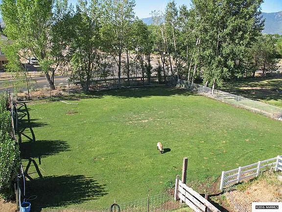 3rd image of 1008 Riverview Dr