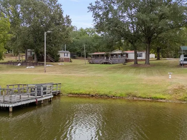 45 Chancelor Dr, Cross Hill, SC 29332