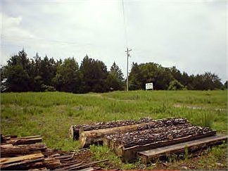 2nd image of 11716 Highway 352