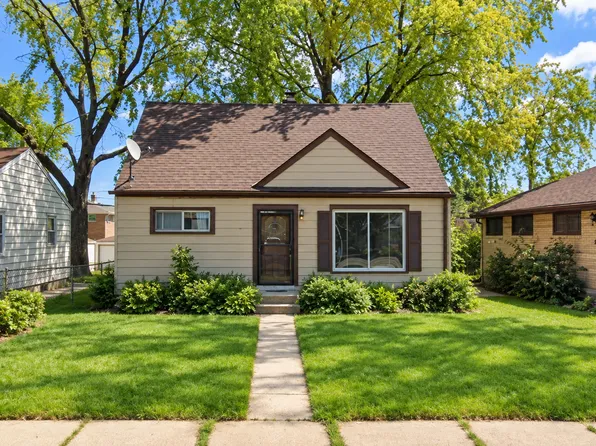 5736 N 68th St, Milwaukee, WI 53218
