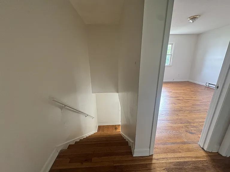 421 Honeywood Ave #B2 — Photo 7