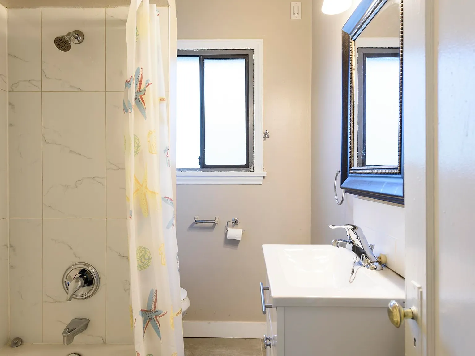 2 bed, 827 sqft, $2,600 — Photo 4