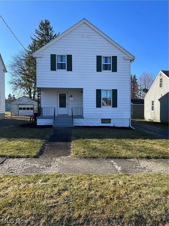 422 W Wilson St photo 1