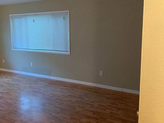 4th image of 3120 Maryland St APT 1