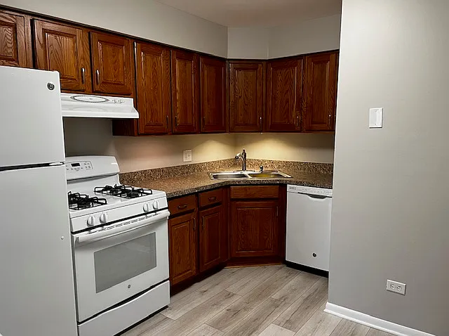 5 Parkside Ct #13 — Photo 10