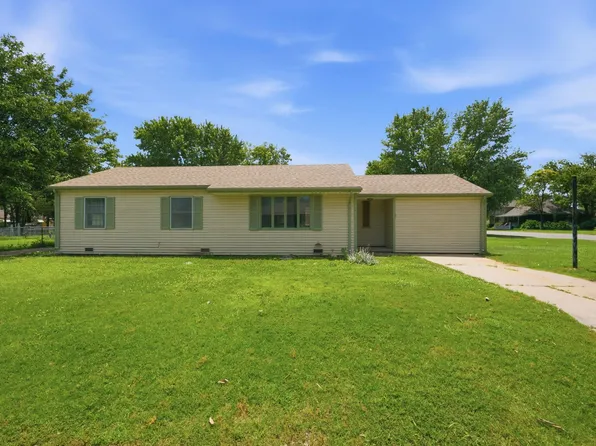 303 E 4th Ave, Cheney, KS 67025
