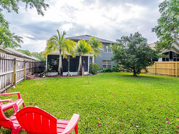 3rd image of 3832 Saint Armens Cir