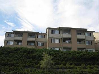 5th image of 220 Antles St APT 101